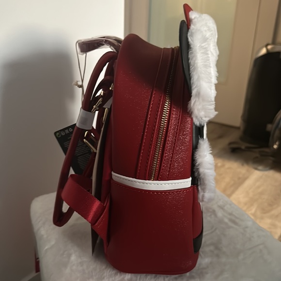 Santa Loungefly Backpack - Picture 3 of 6